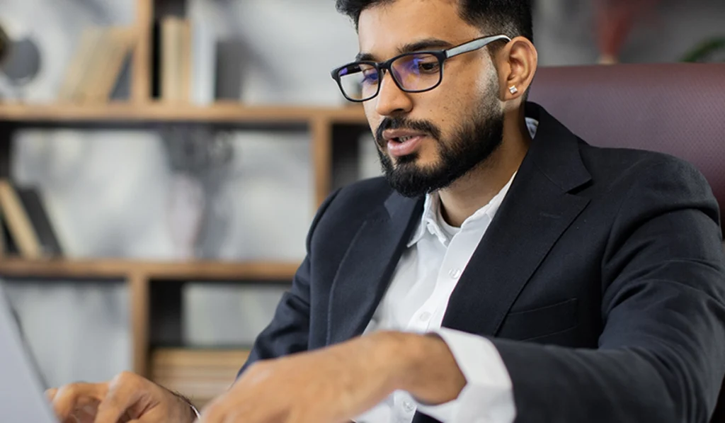 6 Things To Consider Before Investing in a Dealership Management System