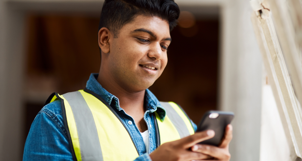 How do loyalty programs benefit customers?